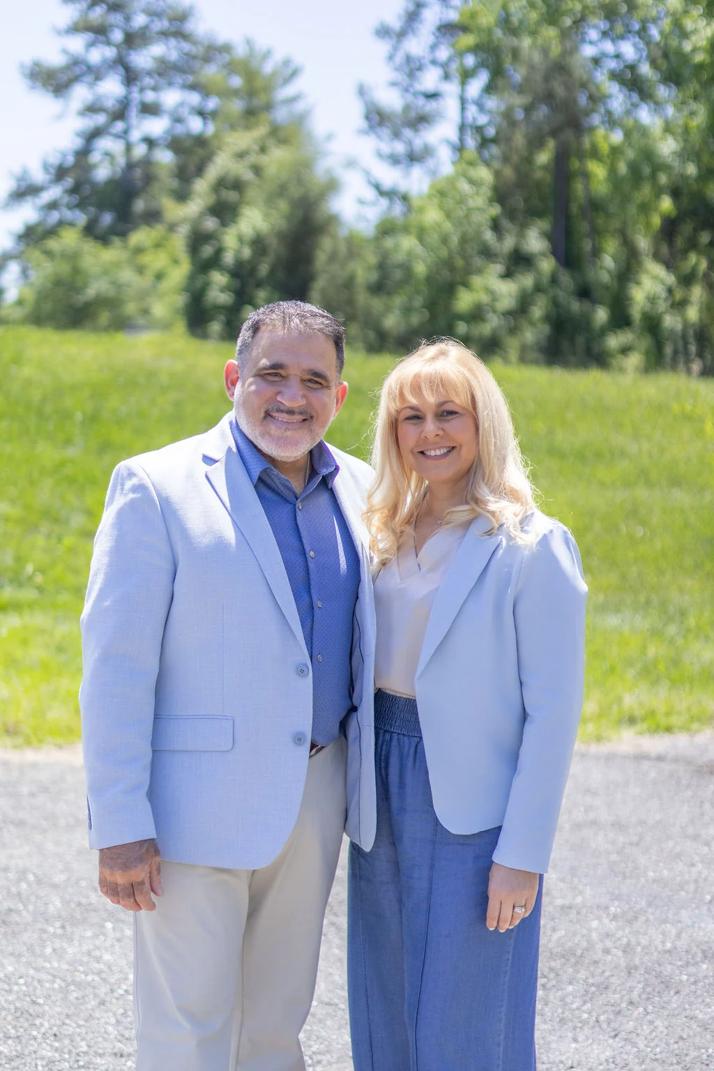 Pastor Alberto & Maydelin Cubas